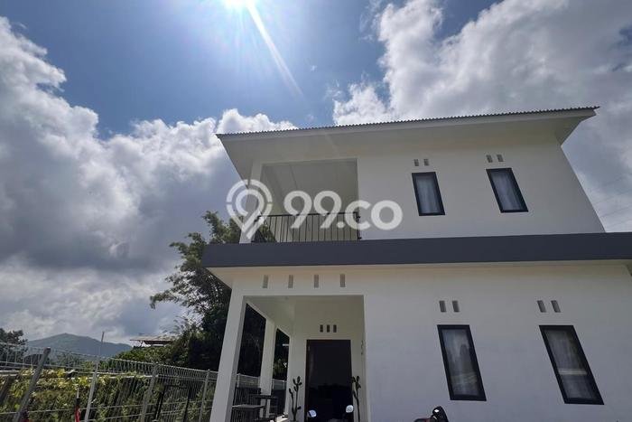 Rumah Modern Cantik 3 KT Bisa Langsung Pindah di Tomohon Utara Rumah Modern Cantik 3 KT Bisa Langsung Pindah di Tomohon Utara