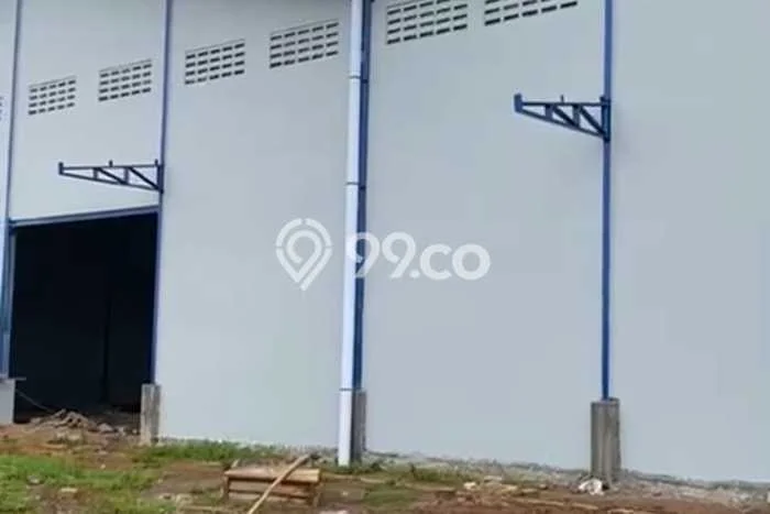 Unit Gudang Paling Strategis di Pakuhaji Tangerang dengan LB 690m2 Unit Gudang Paling Strategis di Pakuhaji Tangerang dengan LB 690m2