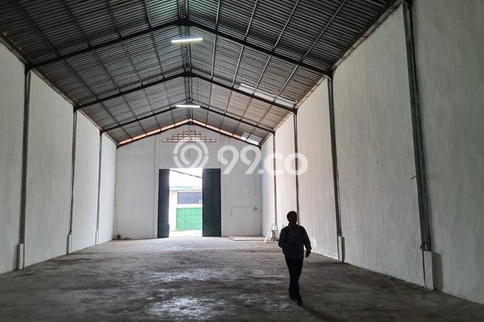 Gudang untuk Disewa di Pusat Tangerang Luas Bangunan 396m2 Gudang untuk Disewa di Pusat Tangerang Luas Bangunan 396m2