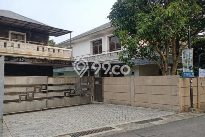 Dijual Rumah Premium dengan Fasilitas Sekitar Lengkap di Ciracas, Jakarta Timur Dijual Rumah Premium dengan Fasilitas Sekitar Lengkap di Ciracas, Jakarta Timur