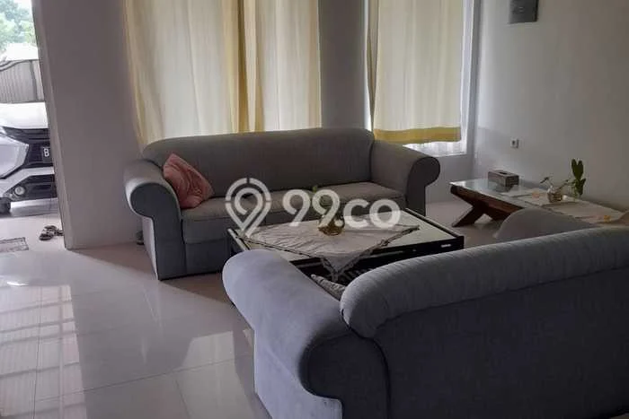 Rumah Mewah LB 180m2 Siap Huni Desain Elegan di Kalimalang, Jakarta Timur Rumah Mewah LB 180m2 Siap Huni Desain Elegan di Kalimalang, Jakarta Timur