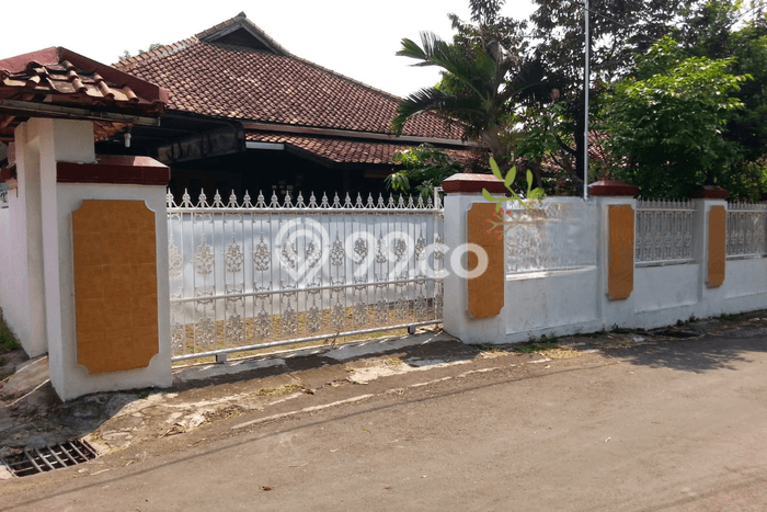 Hunian Mewah LB 300m2 Siap Huni Desain Elegan di Kampung Rambutan, Jakarta Timur Hunian Mewah LB 300m2 Siap Huni Desain Elegan di Kampung Rambutan, Jakarta Timur