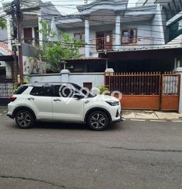 Rumah Mewah LB 220m2 Siap Huni Desain Elegan di Bendungan Hilir, Jakarta Pusat Rumah Mewah LB 220m2 Siap Huni Desain Elegan di Bendungan Hilir, Jakarta Pusat