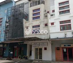 Ruko Dijual di Jakarta Selatan LT 60m2 & LB 180m2 Lokasi Terbaik! Ruko Dijual di Jakarta Selatan LT 60m2 & LB 180m2 Lokasi Terbaik!