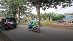 LOKASI STRATEGIS! Tanah Kawasan , Luas 1800m2m², Lokasi Berkembang, Cocok untuk Hunian LOKASI STRATEGIS! Tanah Kawasan , Luas 1800m2m², Lokasi Berkembang, Cocok untuk Hunian
