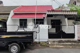 Rumah Strategis Modern Lb 100m2 di Nginden, Surabaya Rumah Strategis Modern Lb 100m2 di Nginden, Surabaya