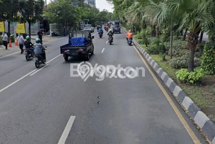 Jarang Ada! Tanah Kavling Disewakan di Surabaya 1070m2 Jarang Ada! Tanah Kavling Disewakan di Surabaya 1070m2