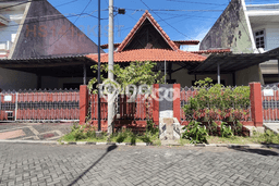 Rumah Elit Modern Tanpa Renovasi di kertajaya Surabaya Rumah Elit Modern Tanpa Renovasi di kertajaya Surabaya