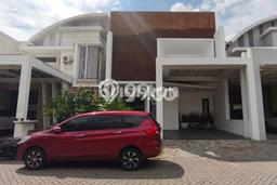 Dijual Hunian Mewah dengan Fasilitas Sekitar Komplit di Wiyung, Surabaya Dijual Hunian Mewah dengan Fasilitas Sekitar Komplit di Wiyung, Surabaya