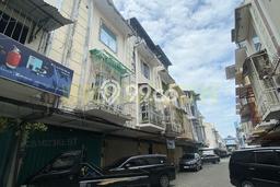Unit Ruko Dijual di Sukolilo Surabaya Luas Bangunan 135m2 Unit Ruko Dijual di Sukolilo Surabaya Luas Bangunan 135m2
