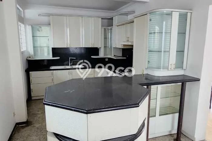 Ready to Use! Premium House LT 617m2 Desain Elegan di Bandung Kota Ready to Use! Premium House LT 617m2 Desain Elegan di Bandung Kota