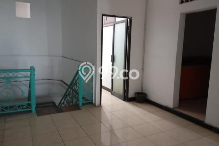 Rumah Luxury Modern Tanpa Renovasi di Wadungasri Sidoarjo Rumah Luxury Modern Tanpa Renovasi di Wadungasri Sidoarjo