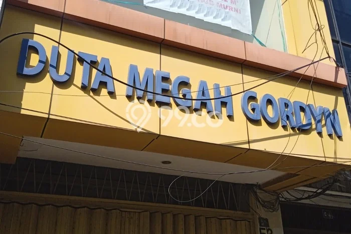Disewakan Ruko di Pusat Kota Surabaya Ramai Strategis Disewakan Ruko di Pusat Kota Surabaya Ramai Strategis