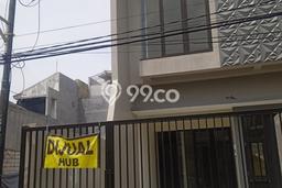 Best Deal Hunian Premium Ideal dan Luas di Tenggilis Mejoyo, Surabaya Best Deal Hunian Premium Ideal dan Luas di Tenggilis Mejoyo, Surabaya