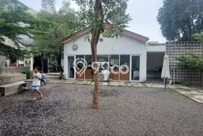 Lahan Dijual Lokasi Strategis di Jakarta Selatan dengan Luas 1617m2 Lahan Dijual Lokasi Strategis di Jakarta Selatan dengan Luas 1617m2