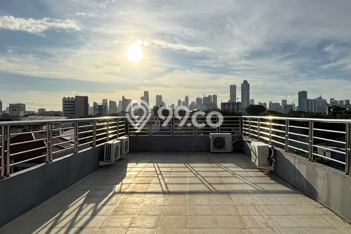 Lokasi Strategis! Dijual Ruko Bisnis di Tebet, Jakarta Selatan Kondisi Baik Lokasi Strategis! Dijual Ruko Bisnis di Tebet, Jakarta Selatan Kondisi Baik