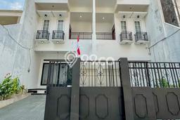 Siap Huni Rumah Mewah 7 Kamar di Kebayoran Baru Dekat ke Mana Pun Siap Huni Rumah Mewah 7 Kamar di Kebayoran Baru Dekat ke Mana Pun
