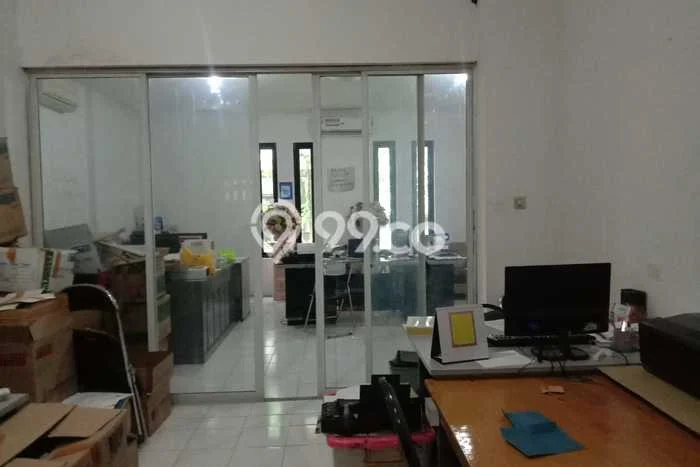 Area Ramai! Gudang Dijual di BSD untuk Bisnis Luas Bangunan 760m2 Area Ramai! Gudang Dijual di BSD untuk Bisnis Luas Bangunan 760m2