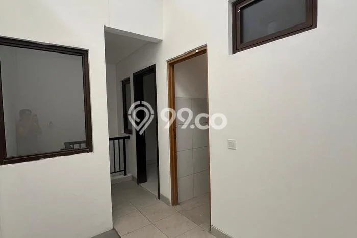 Lokasi terbaik! Rumah siap pakai disewakan di BSD LB 200m2 Lokasi terbaik! Rumah siap pakai disewakan di BSD LB 200m2