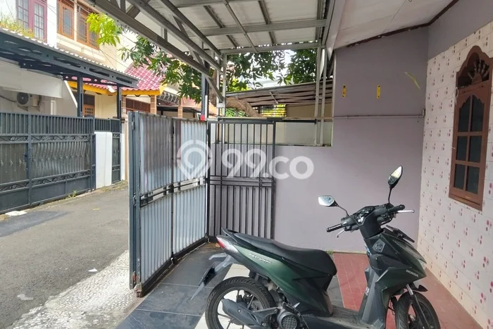 Dijual Hunian Rumah Terawat 3 Kamar di Pondok Kelapa, Jakarta Timur Dijual Hunian Rumah Terawat 3 Kamar di Pondok Kelapa, Jakarta Timur