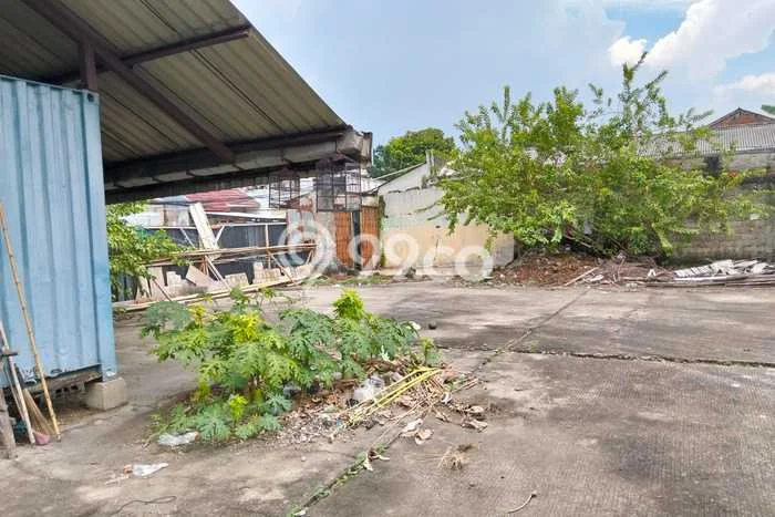Dijual Tanah di Jakarta Timur, Luas 2002m2 - Dijual Tanah di Jakarta Timur, Luas 2002m2 -