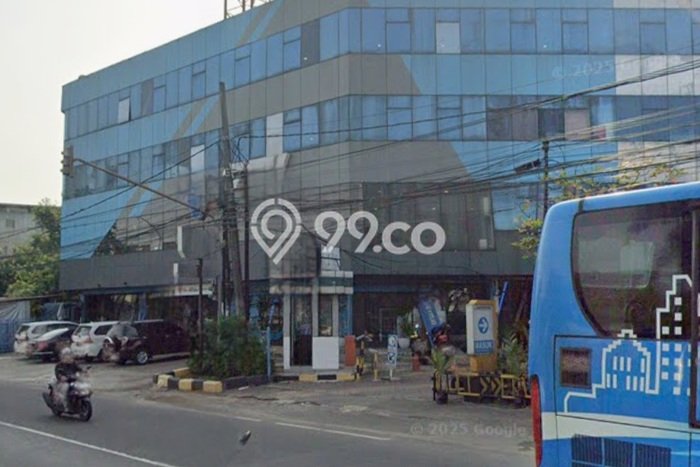 Untuk Dijual Ruko di Ciputat Timur Tangerang Selatan LT 253m2 / LB 1000m2 Untuk Dijual Ruko di Ciputat Timur Tangerang Selatan LT 253m2 / LB 1000m2