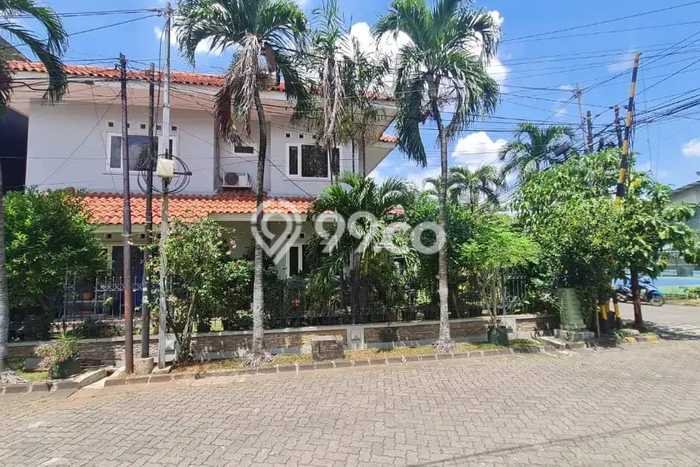 Rumah Mewah Dijual LT 306m2 di Kebon Jeruk, Jakarta Barat Rumah Mewah Dijual LT 306m2 di Kebon Jeruk, Jakarta Barat