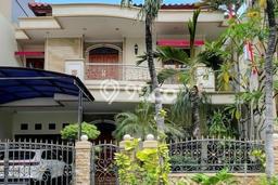 Dijual Rumah Luas Elegan Dengan View Eksklusif di Permata Buana, Jakarta Barat Dijual Rumah Luas Elegan Dengan View Eksklusif di Permata Buana, Jakarta Barat