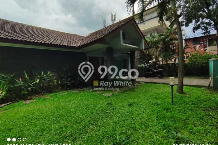 Rumah Elit Modern Tanpa Renovasi di Caringin Bandung Rumah Elit Modern Tanpa Renovasi di Caringin Bandung