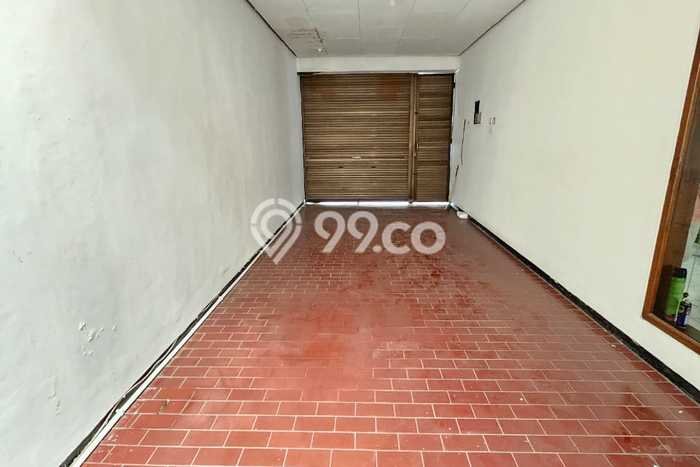 Rumah Eksklusif Siap Huni LT 300m2 di Mulyorejo, Surabaya Rumah Eksklusif Siap Huni LT 300m2 di Mulyorejo, Surabaya