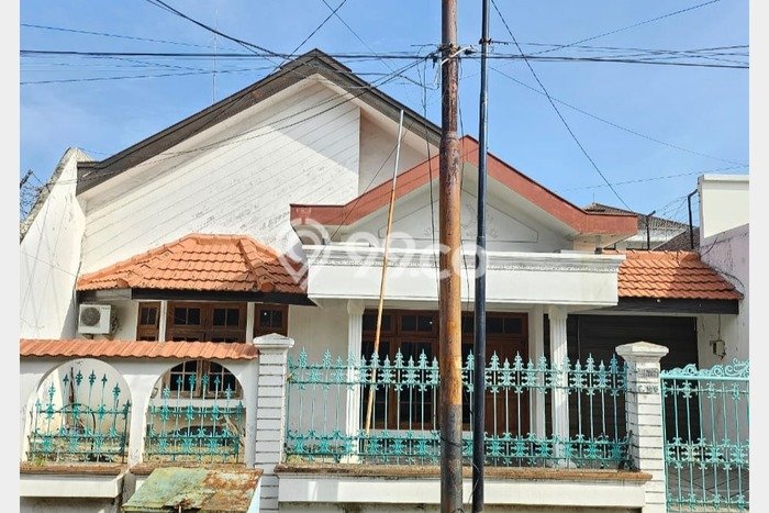 Rumah Eksklusif Siap Huni LT 300m2 di Mulyorejo, Surabaya Rumah Eksklusif Siap Huni LT 300m2 di Mulyorejo, Surabaya