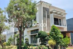 For Sale! Luxury House LT 540m2 Desain Modern di Pakuwon Indah For Sale! Luxury House LT 540m2 Desain Modern di Pakuwon Indah