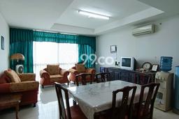 Apartemen Terawat Dijual di Surabaya Spesifikasi 2 KT, 2 KM Apartemen Terawat Dijual di Surabaya Spesifikasi 2 KT, 2 KM