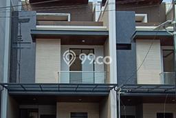 Rumah Mewah LB 180m2 Siap Huni Desain Elegan di Dukuh Kupang, Surabaya Rumah Mewah LB 180m2 Siap Huni Desain Elegan di Dukuh Kupang, Surabaya