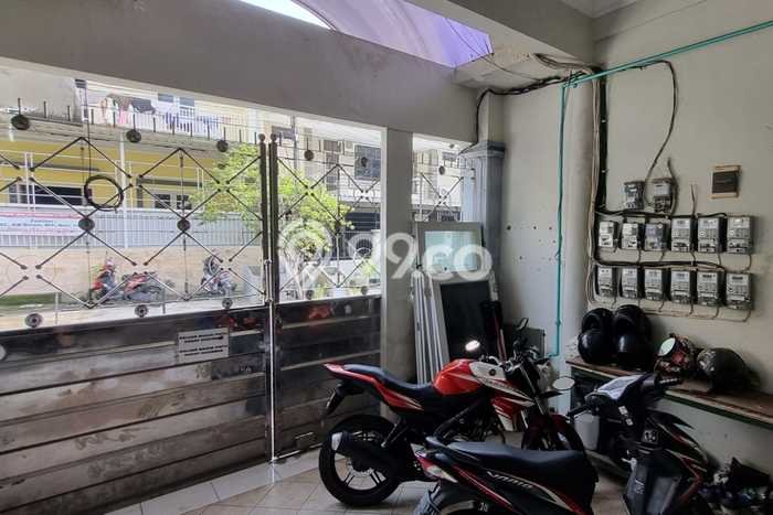 Siap Huni Hunian Elit 16 Kamar di Rungkut Dekat ke Mana Saja Siap Huni Hunian Elit 16 Kamar di Rungkut Dekat ke Mana Saja