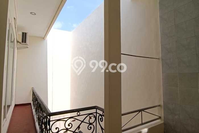 Sewa Rumah Harga Terjangkau di Darmo permai Surabaya Punya 4 Kamar Tidur Sewa Rumah Harga Terjangkau di Darmo permai Surabaya Punya 4 Kamar Tidur