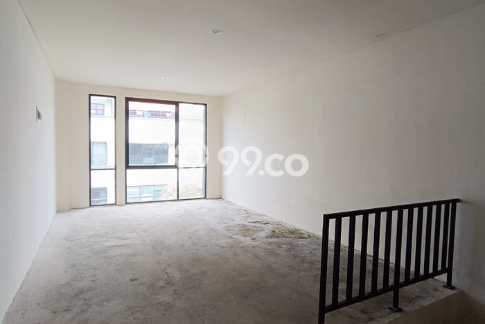 Unit Ruko Dijual di Surabaya LT 43m2 & LB 150m2 Unit Ruko Dijual di Surabaya LT 43m2 & LB 150m2
