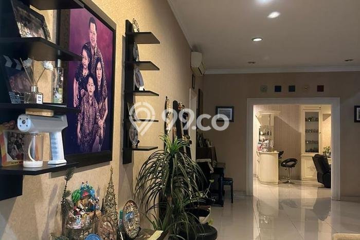 Jual Rumah Luas Elegan Dengan View Cantik di Gading Serpong, Tangerang Jual Rumah Luas Elegan Dengan View Cantik di Gading Serpong, Tangerang