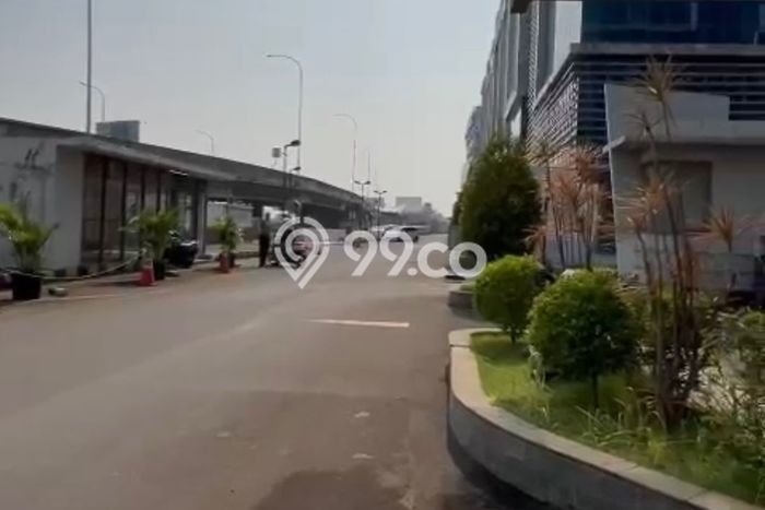 Kantor Dijual Lokasi Stratagis di Cengkareng Jakarta Barat Cocok untuk Investasi Kantor Dijual Lokasi Stratagis di Cengkareng Jakarta Barat Cocok untuk Investasi