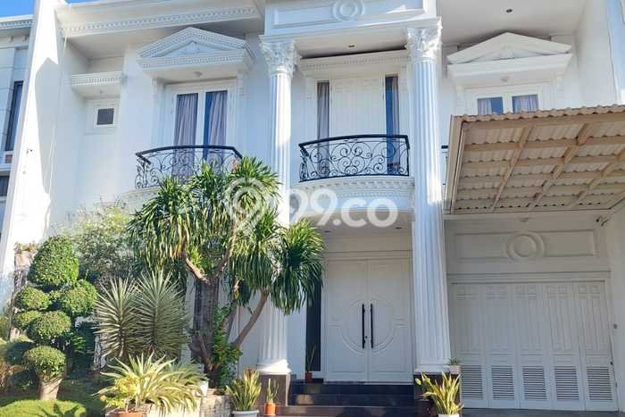 Disewakan! Rumah 4 Kamar Tidur &
4 Kamar Mandi di Pakuwon Indah, Surabaya Disewakan! Rumah 4 Kamar Tidur &
4 Kamar Mandi di Pakuwon Indah, Surabaya