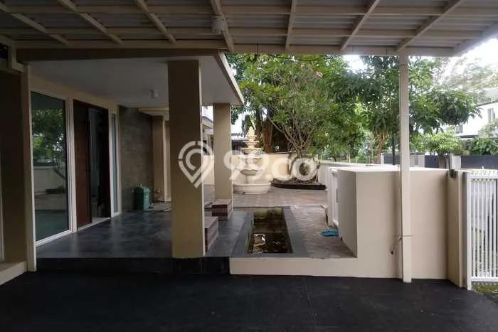 Disewakan Rumah Murah di Graha Surabaya dengan 4 KT Disewakan Rumah Murah di Graha Surabaya dengan 4 KT