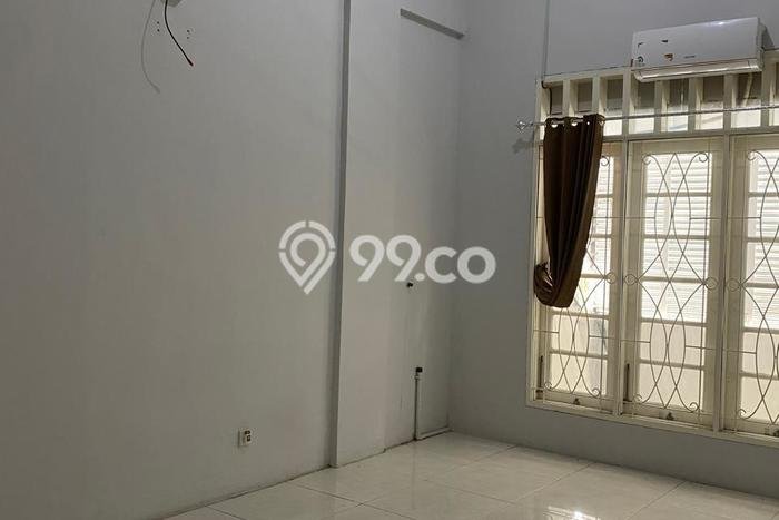 Ruko untuk Disewa di Pusat Surabaya Luas Bangunan 225m2 Ruko untuk Disewa di Pusat Surabaya Luas Bangunan 225m2
