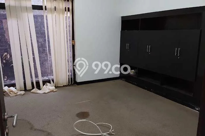 Disewakan Gudang di Gubeng Surabaya LT 900m2, LB 800m2 Disewakan Gudang di Gubeng Surabaya LT 900m2, LB 800m2