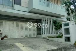 UNIT SPESIAL! Rumah area , 4 KT, Akses Pusat Kota, LT 308m2m² Bangunan 400m2m² UNIT SPESIAL! Rumah area , 4 KT, Akses Pusat Kota, LT 308m2m² Bangunan 400m2m²