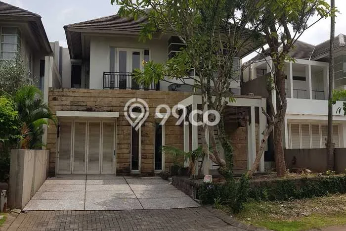 Rumah Sewa Surabaya LT 276m2 LB 284m2 Kawasan Citraland Rumah Sewa Surabaya LT 276m2 LB 284m2 Kawasan Citraland
