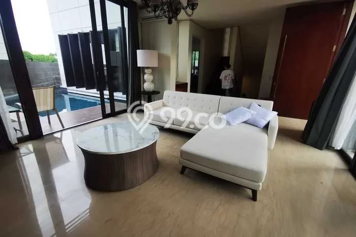 Rumah Disewakan Surabaya LT 613m2 LB 600m2 Kawasan Graha Rumah Disewakan Surabaya LT 613m2 LB 600m2 Kawasan Graha