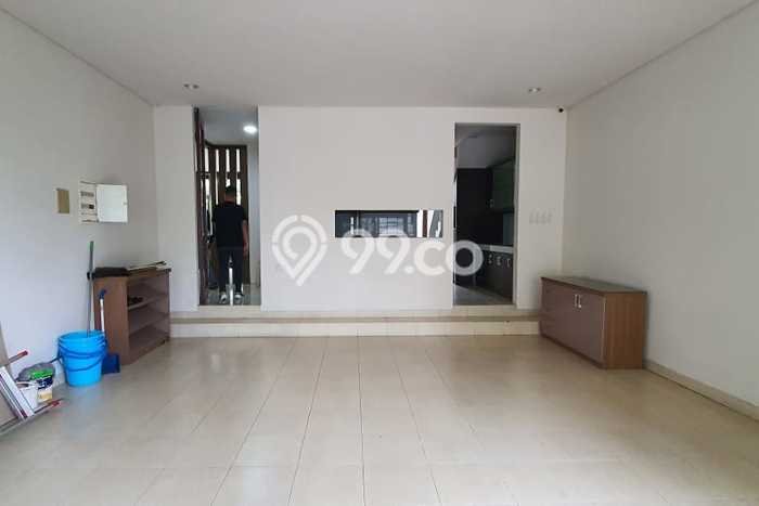 Rumah Sewa Surabaya LT 525m2 LB 343m2 Kawasan Graha Rumah Sewa Surabaya LT 525m2 LB 343m2 Kawasan Graha