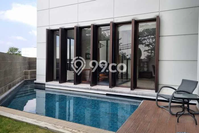 Rumah Disewakan Surabaya LT 613m2 LB 600m2 Kawasan Graha Rumah Disewakan Surabaya LT 613m2 LB 600m2 Kawasan Graha