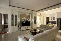 DIJUAL CEPAT! Rumah Ready Stock Lokasi Premium Pakuwon City, LT 333m² LB 350m² DIJUAL CEPAT! Rumah Ready Stock Lokasi Premium Pakuwon City, LT 333m² LB 350m²