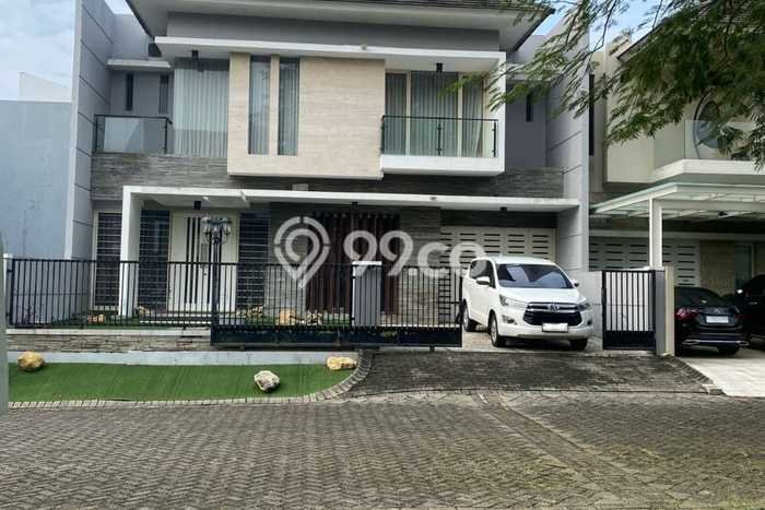 Disewakan Rumah Harga Terjangkau di Citraland Surabaya dengan 4 Kamar Tidur Disewakan Rumah Harga Terjangkau di Citraland Surabaya dengan 4 Kamar Tidur